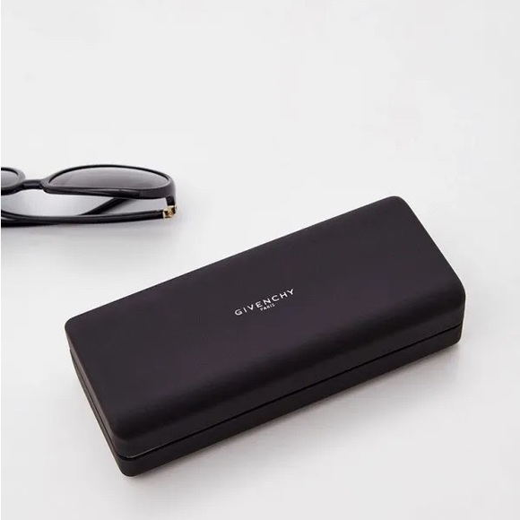 Authentic new Givenchy GV 7180/S-90 Sunglasses - Picture 12 of 14